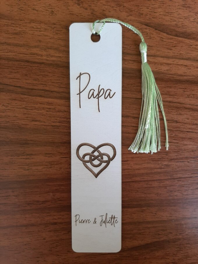 Personalised bookmark with Celtic heart design