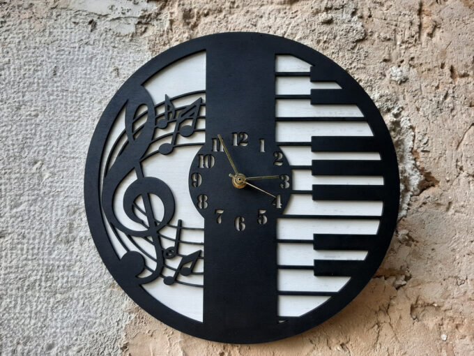 Piano music themed wall clock